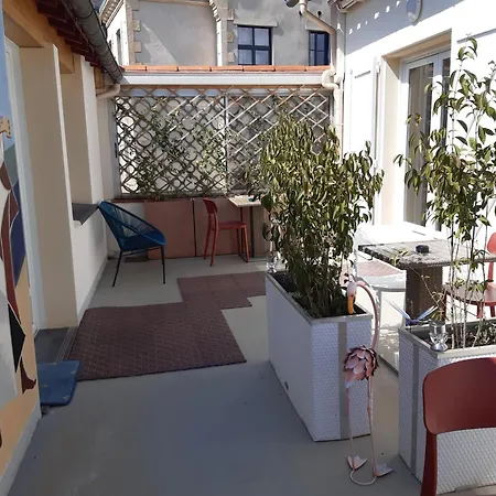 Face Cité - D'hôtes - Parking&garage Gratuit - Wi-fi Gratuit Couette-café