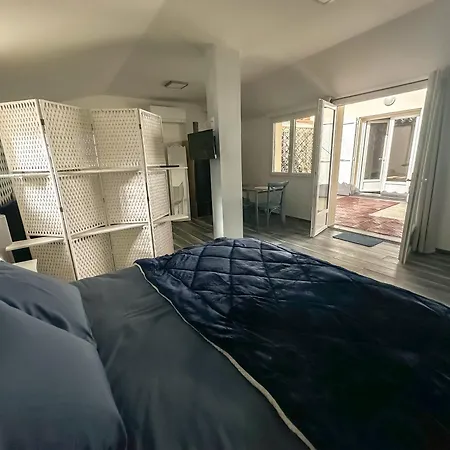 Face Cité - D'hôtes - Parking&garage Gratuit - Wi-fi Gratuit Carcassonne