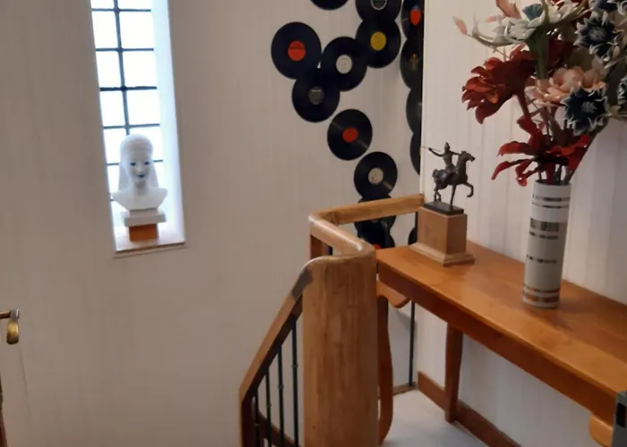 Face Cite - D'hotes - Parking & Garage Gratuit - Wi-fi Gratuit Bed & Breakfast 4*