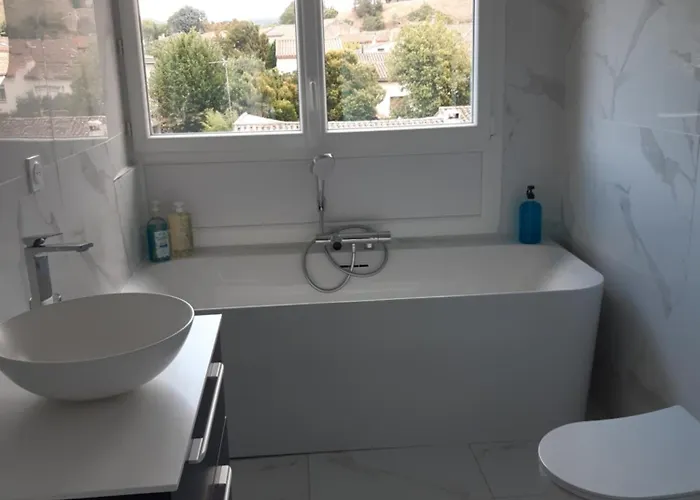 Face Cité - D'hôtes - Parking&garage Gratuit - Wi-fi Gratuit